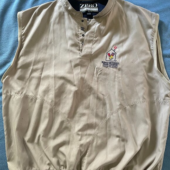 Men's  XL Wind Vest By Zero Restriction  Ronald McDonald House  Golf Classic - Picture 1 of 3
